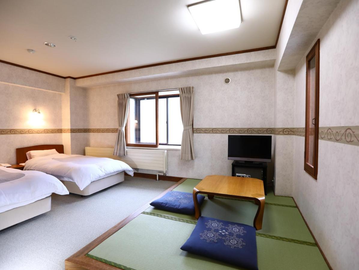 New Yokote Hotel Jamanoucsi Kültér fotó