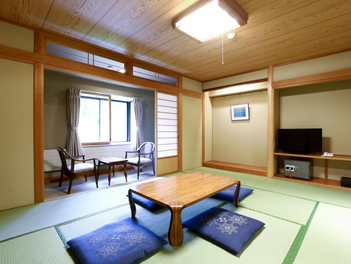 New Yokote Hotel Jamanoucsi Kültér fotó